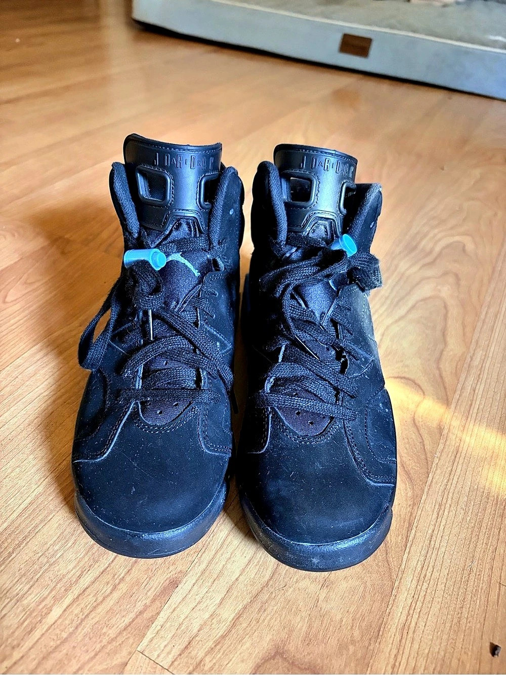 Jordan Air Jordan 6 Retro UNC Black & Blue Sneakers